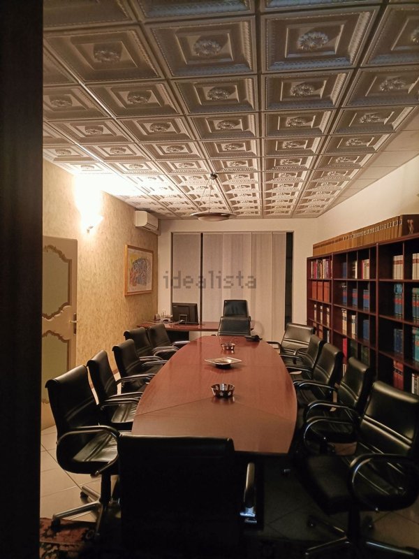 ufficio in vendita a Crema