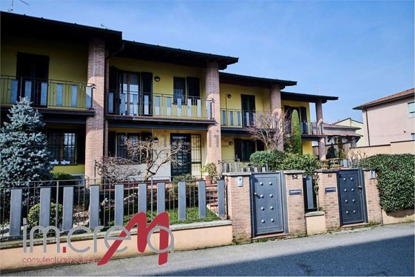 casa indipendente in vendita a Crema