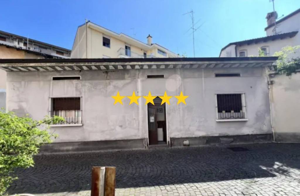 casa indipendente in vendita a Crema