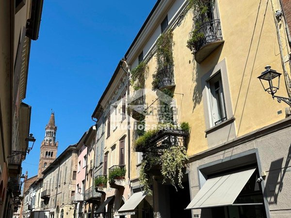 casa indipendente in vendita a Crema