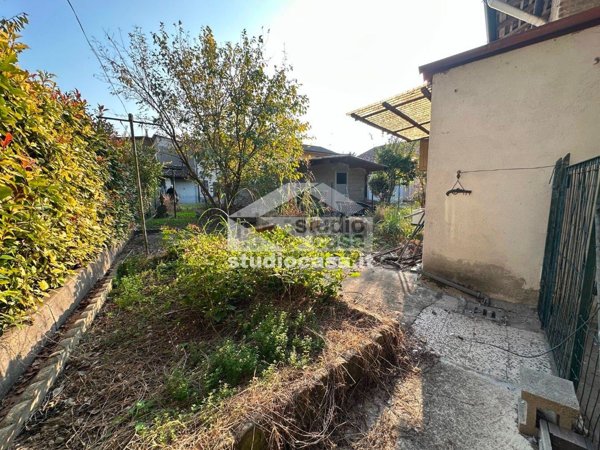 casa indipendente in vendita a Crema