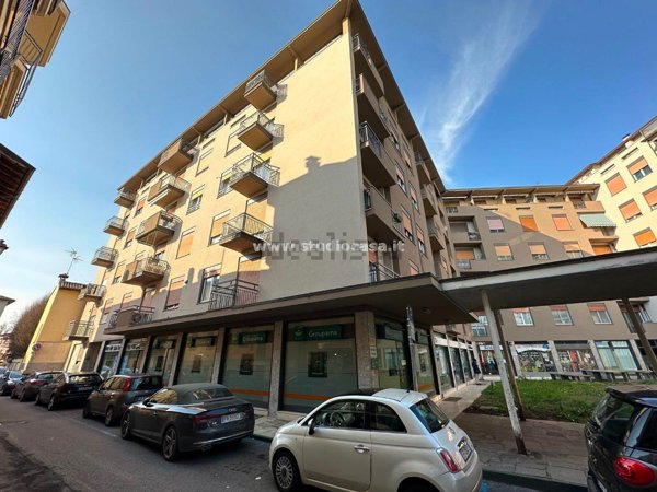 ufficio in vendita a Crema