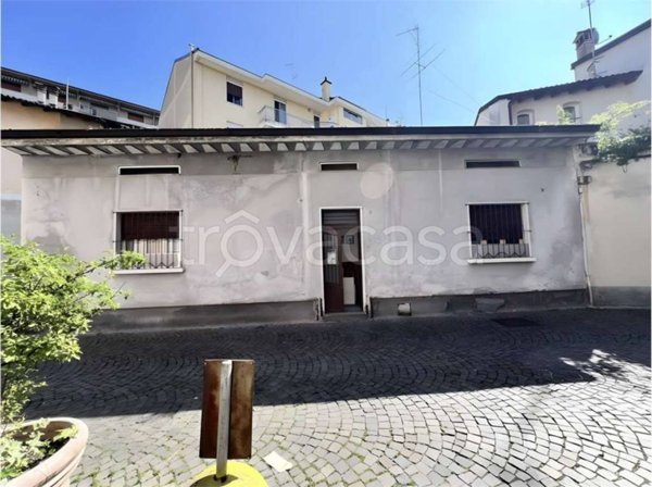 casa indipendente in vendita a Crema