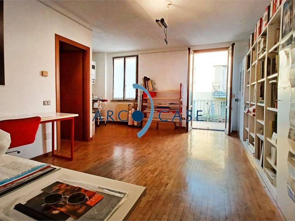 appartamento in vendita a Crema in zona San Bernardino