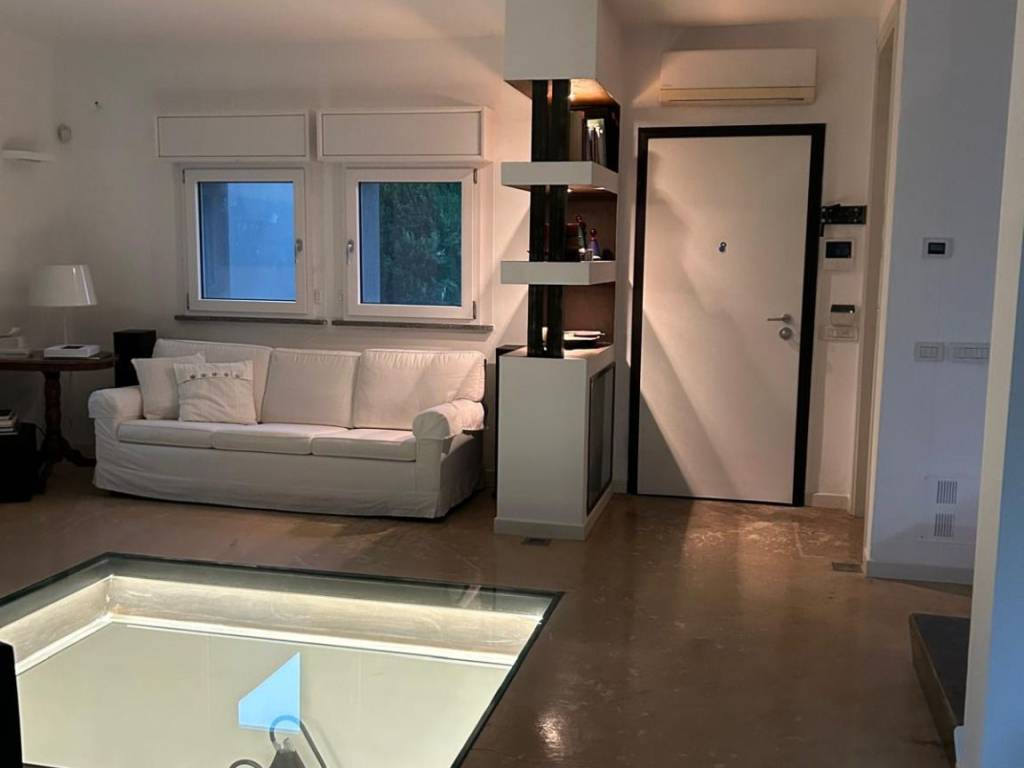 casa indipendente in vendita a Crema