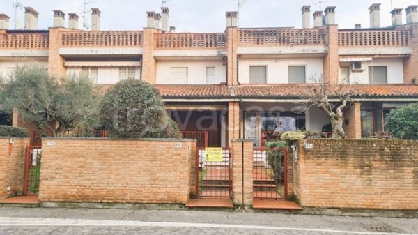 casa indipendente in vendita a Crema