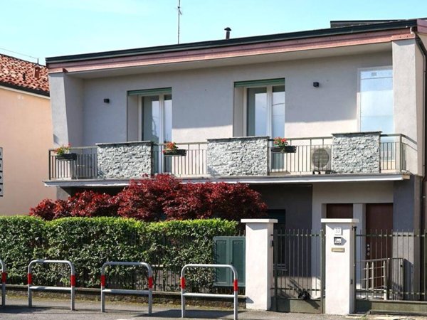 casa indipendente in vendita a Crema