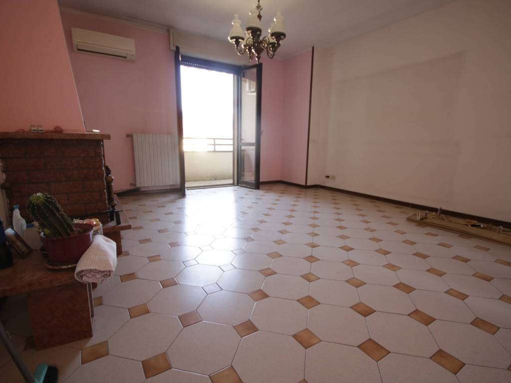 appartamento in vendita a Crema in zona San Bernardino