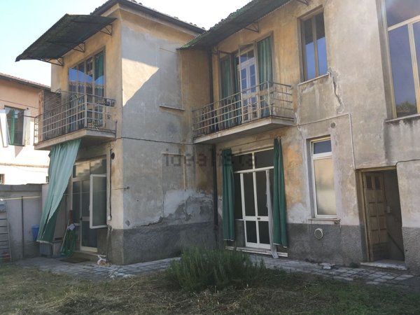 casa indipendente in vendita a Crema