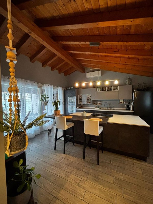 casa indipendente in vendita a Crema