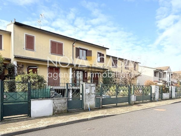 casa indipendente in vendita a Crema