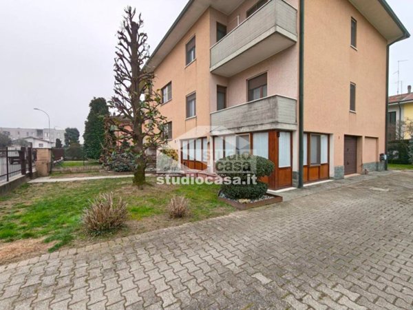 casa indipendente in vendita a Crema