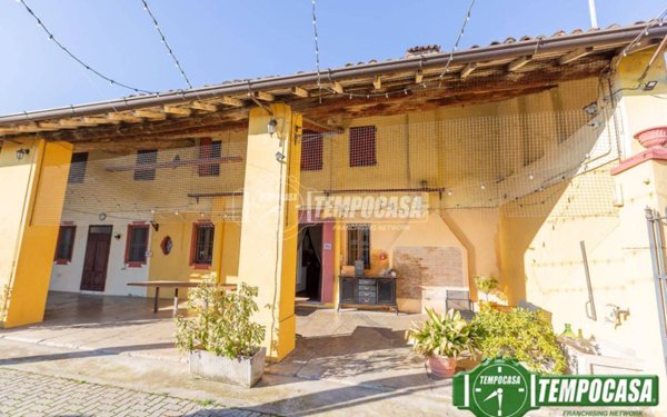 negozio in vendita a Crema