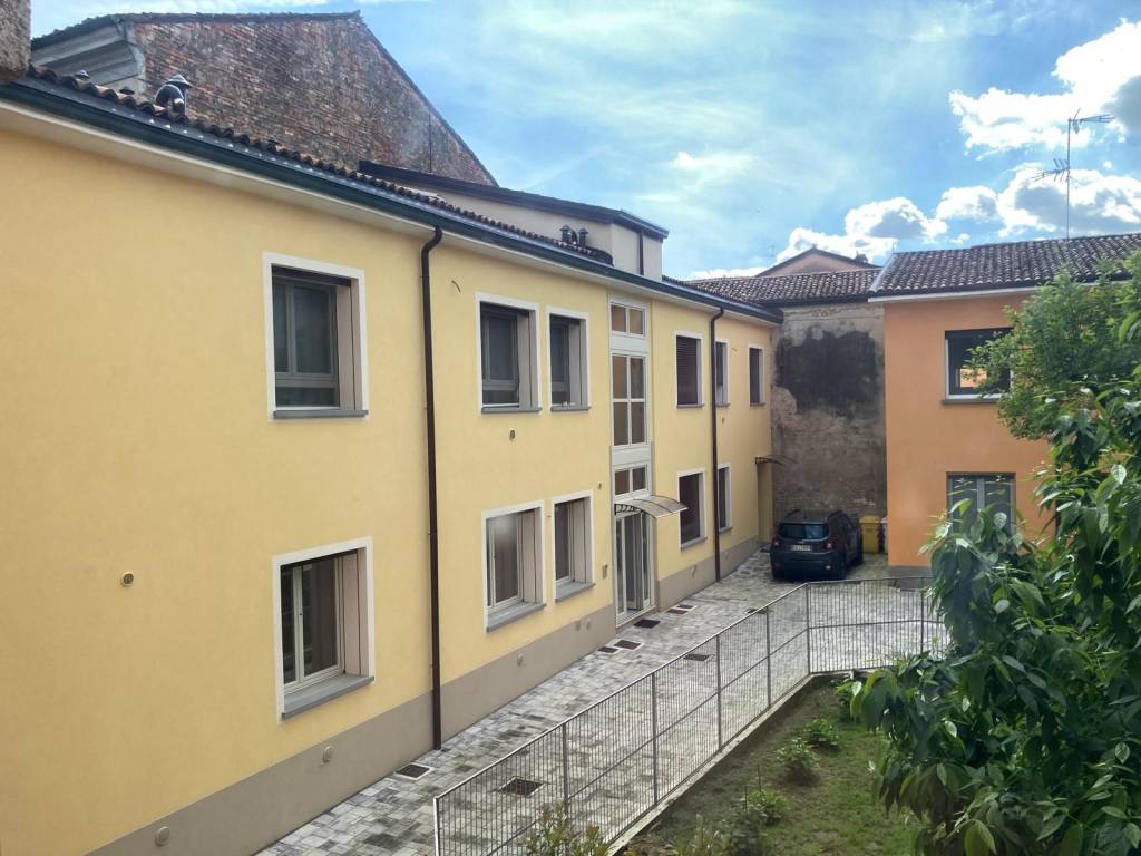 casa indipendente in vendita a Crema