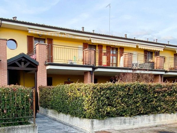appartamento in vendita a Crema in zona San Bernardino