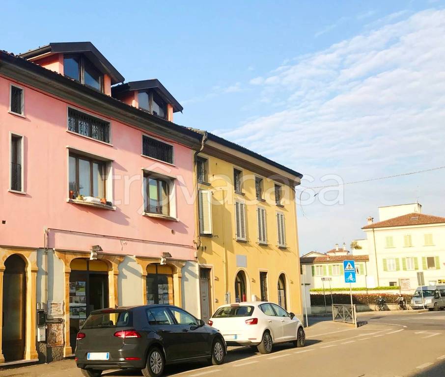 negozio in vendita a Crema