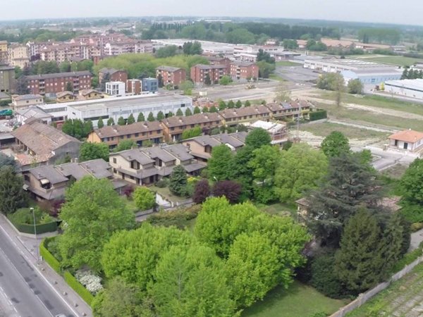 casa indipendente in vendita a Crema