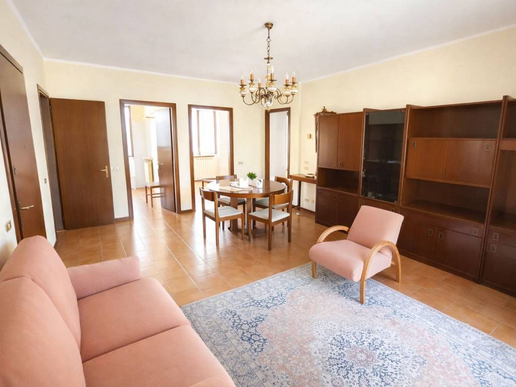 appartamento in vendita a Crema in zona San Bernardino