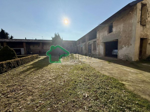 casa indipendente in vendita a Crema in zona San Bernardino