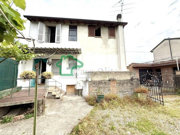 casa indipendente in vendita a Crema in zona San Bernardino