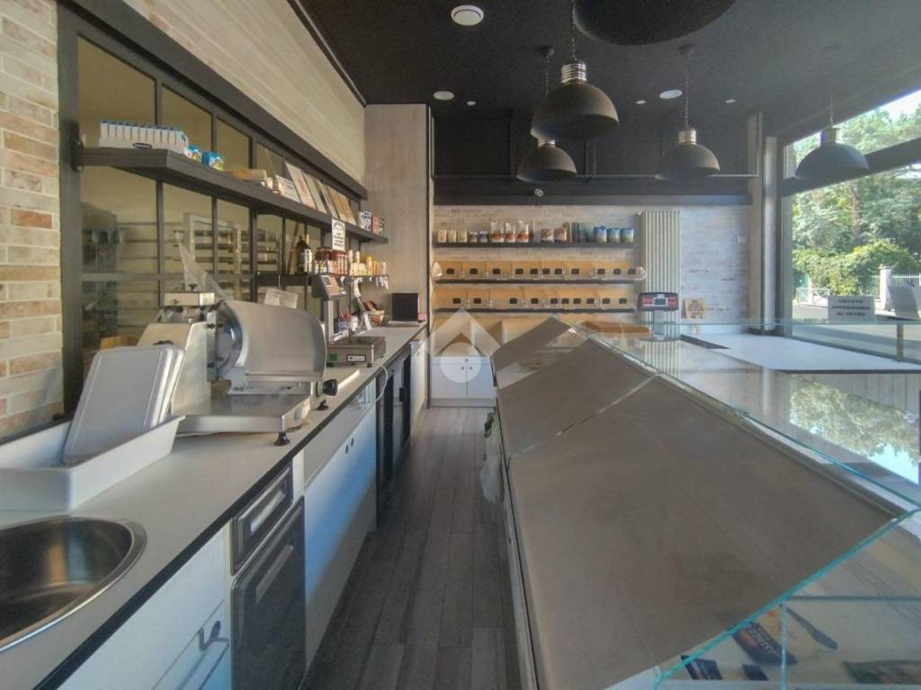 negozio in vendita a Crema