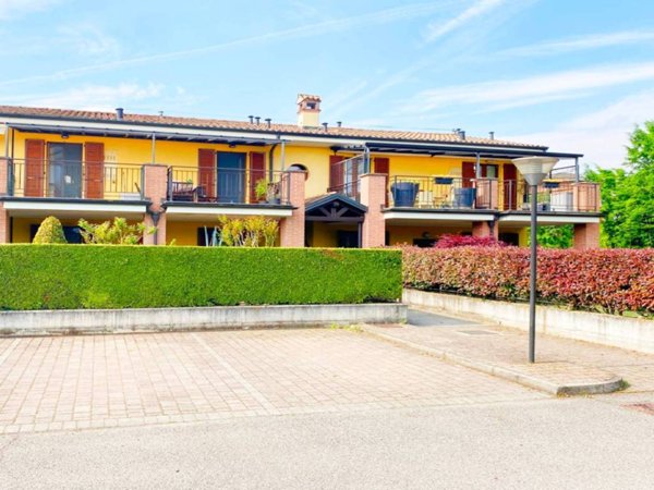 appartamento in vendita a Crema in zona San Bernardino