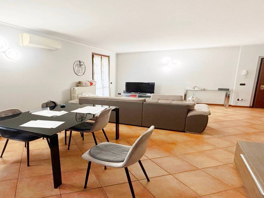 appartamento in vendita a Crema in zona San Bernardino