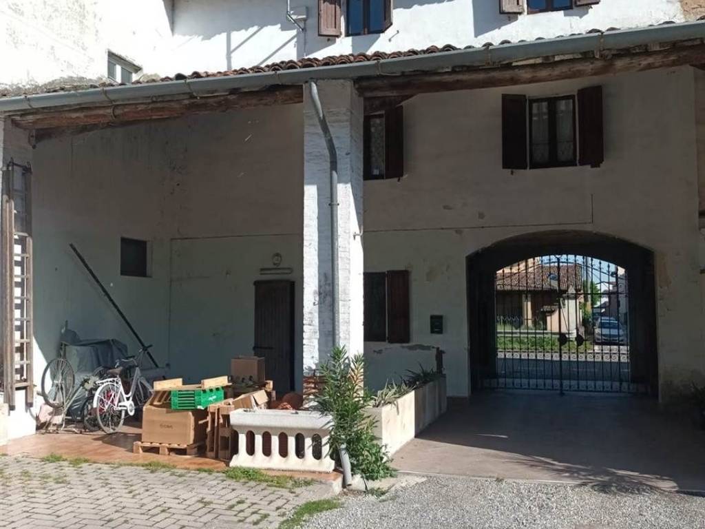 casa indipendente in vendita a Crema
