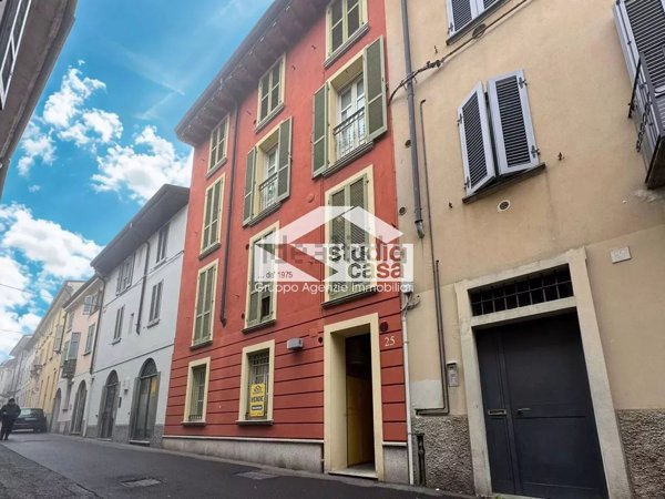 ufficio in vendita a Crema