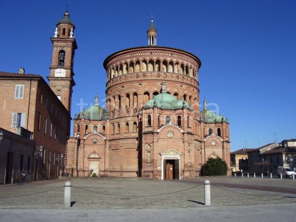 casa indipendente in vendita a Crema