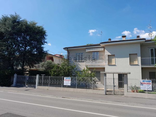 casa indipendente in vendita a Crema