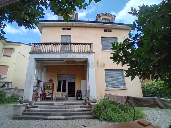casa indipendente in vendita a Crema