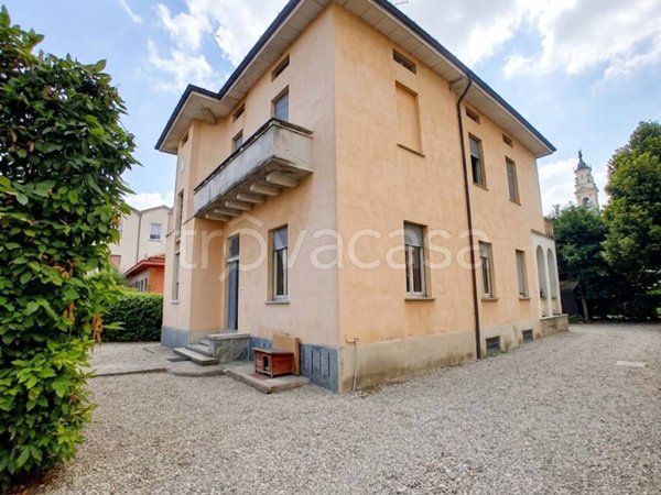 casa indipendente in vendita a Crema