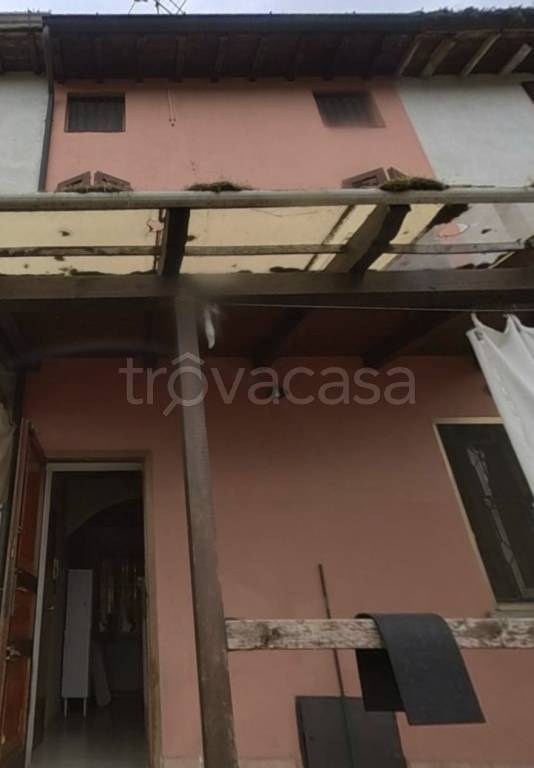 casa indipendente in vendita a Crema