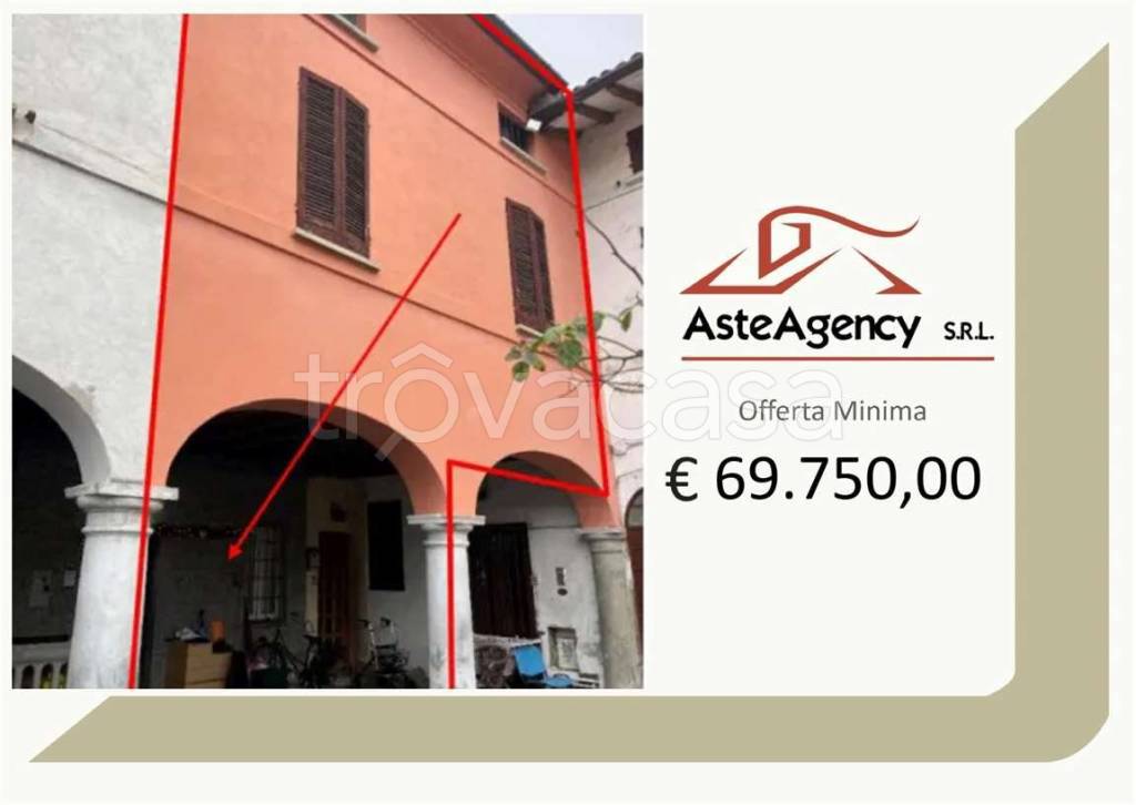 casa indipendente in vendita a Crema