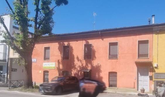 casa indipendente in vendita a Crema