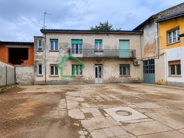 casa indipendente in vendita a Crema