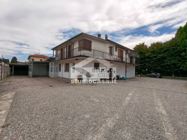 casa indipendente in vendita a Crema