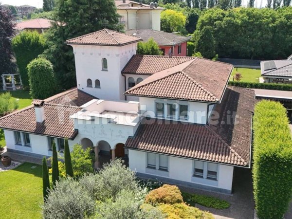 casa indipendente in vendita a Crema