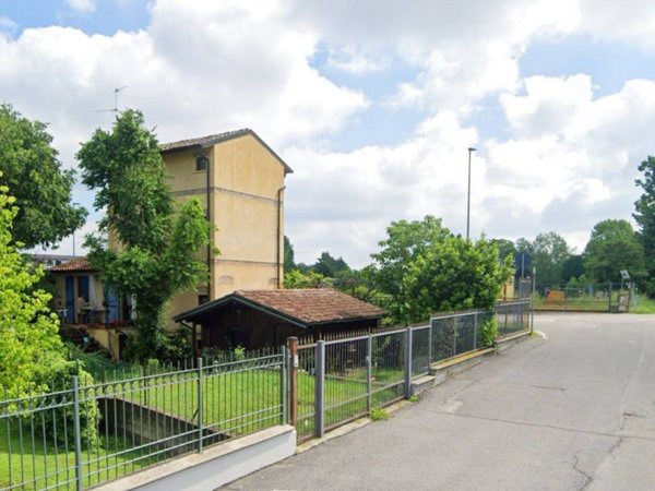 casa indipendente in vendita a Crema