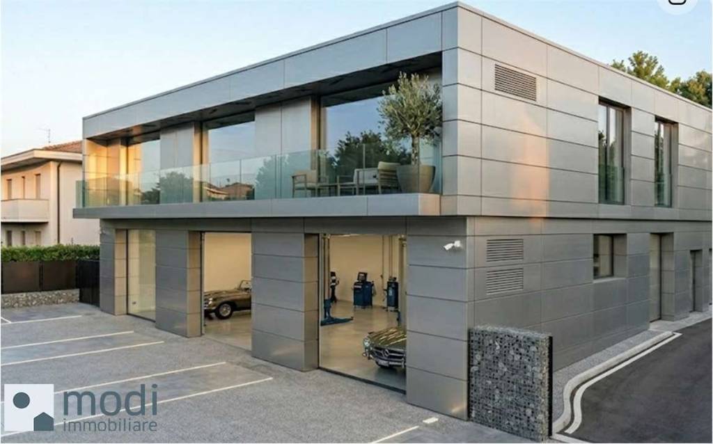 negozio in vendita a Crema
