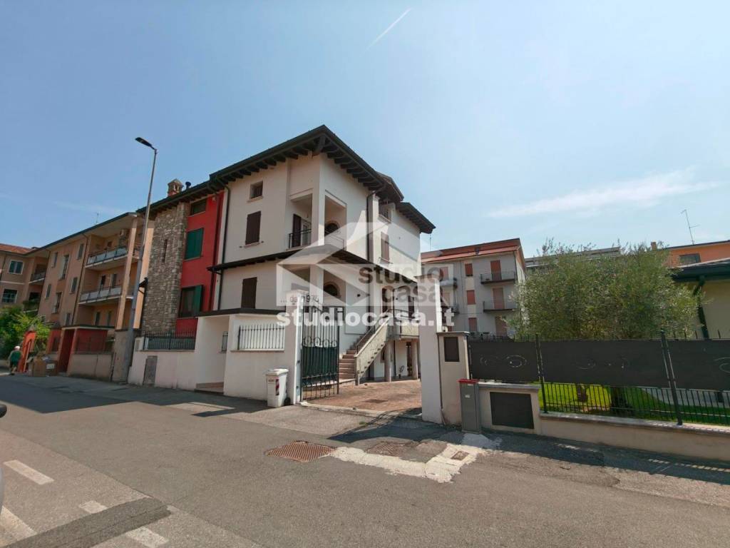 casa indipendente in vendita a Crema