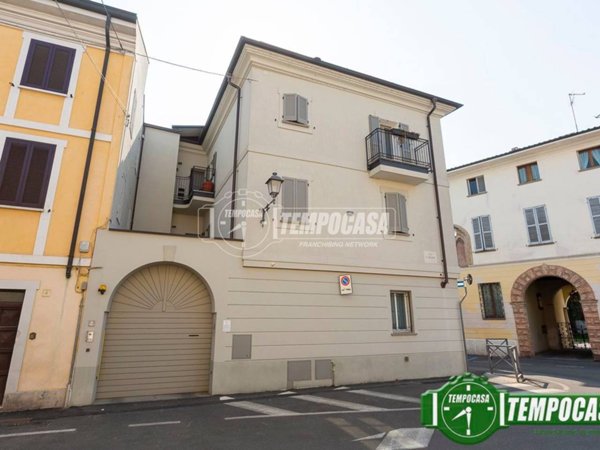 casa indipendente in vendita a Crema