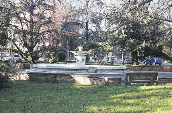 negozio in vendita a Crema