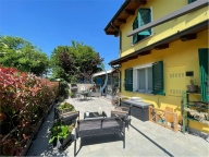 casa indipendente in vendita a Crema