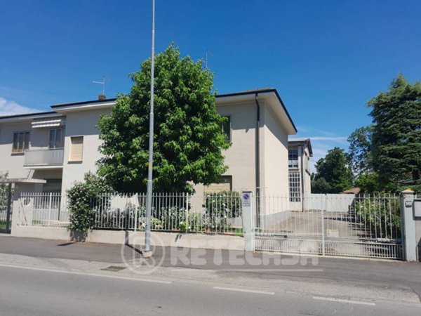 casa indipendente in vendita a Crema