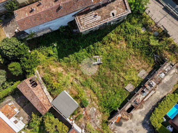 terreno edificabile in vendita a Crema