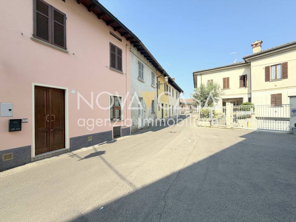 casa indipendente in vendita a Crema