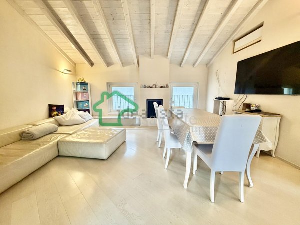 casa indipendente in vendita a Crema