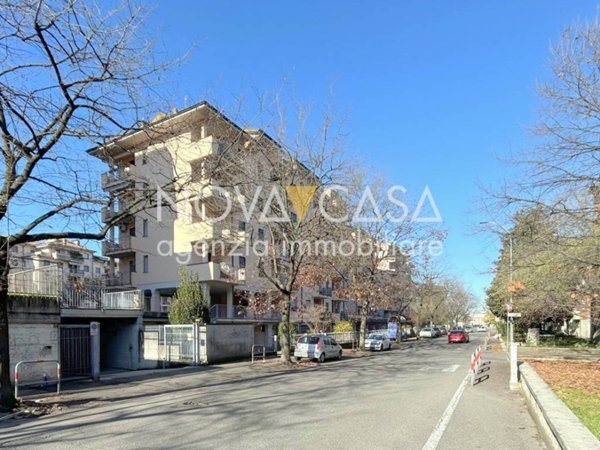 box auto in vendita a Crema